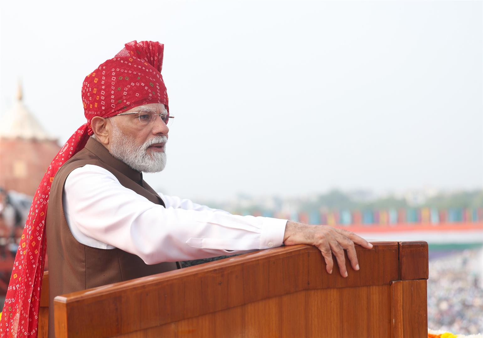 प्रधानमंत्री श्री नरेन्द्र मोदी दिल्ली के लाल किले में आयोजित 80वें स्वतंत्रता दिवस समारोह के अवसर पर राष्ट्र को संबोधित करते हुए।