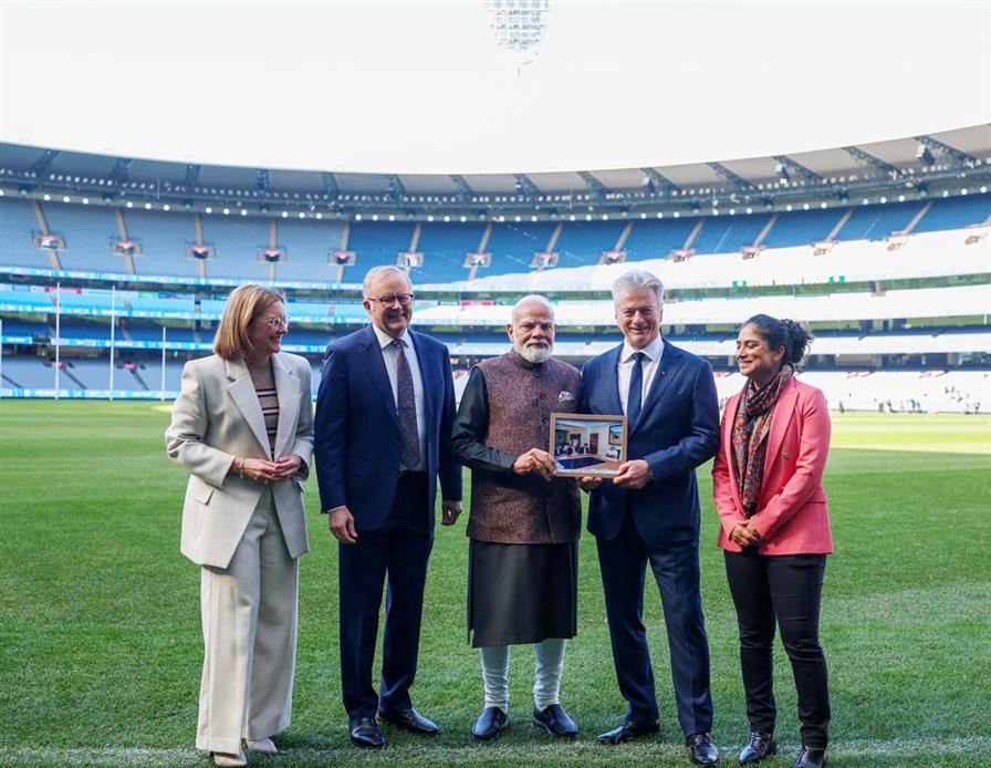 PM visits Melbourne Cricket Ground, in Australia 