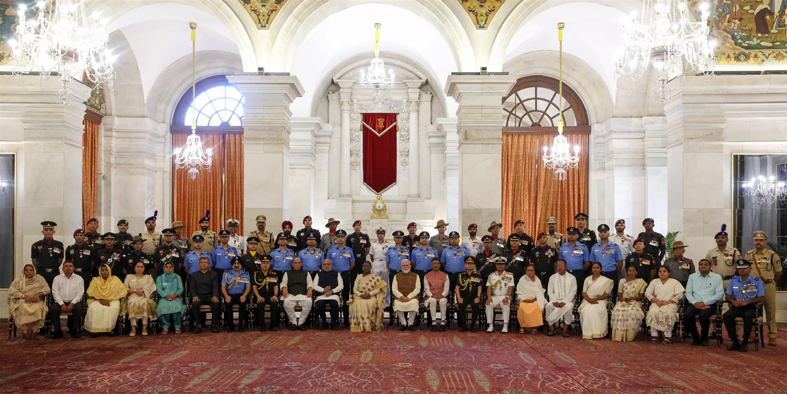 PM attends the Defence Investiture Ceremony 2026 (Phase-1) at Rashtrapati Bhawan, in New Delhi. 