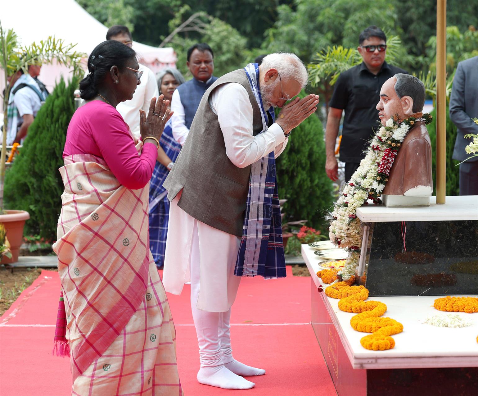 PM visits Pahadpur, in Odisha