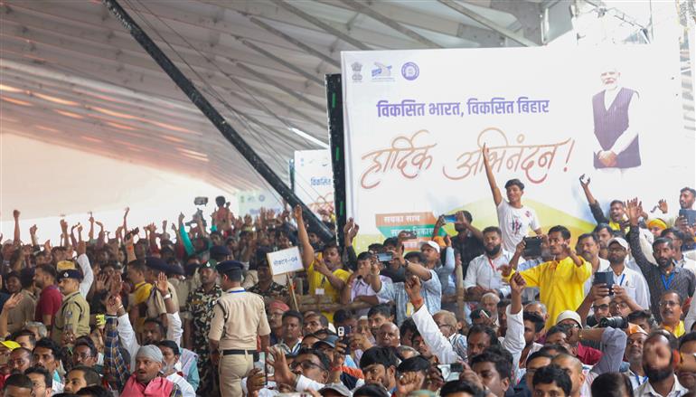 Gathering at the inauguration, laying foundation stone and dedication to the nation multiple development projects worth around Rs 12,100 crore at Darbhanga, in Bihar on November 13, 2024. PM addressing on the occasion.