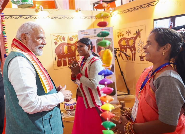 PM visits an exhibition at Jamui, in Bihar on November 15, 2024.