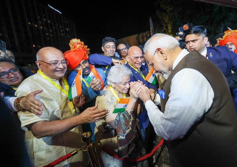 PM receives warm welcome by Indian Community at Abuja, in Nigeria on November 16, 2024.