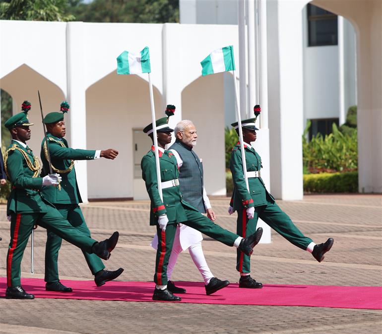 PM receives a ceremonial welcome at the Presidential Villa in Abuja, Nigeria on November 17, 2024.