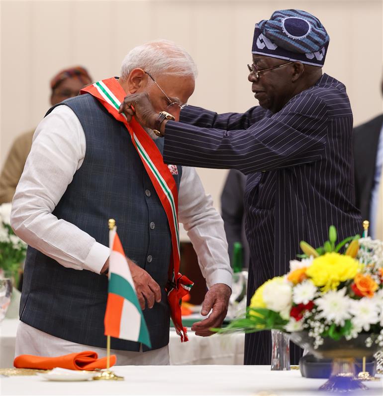 PM receives Nigeria’s 2nd highest honour - ‘Grand Commander of the Order of the Niger’ award at Abuja, in Nigeria on November 17, 2024.