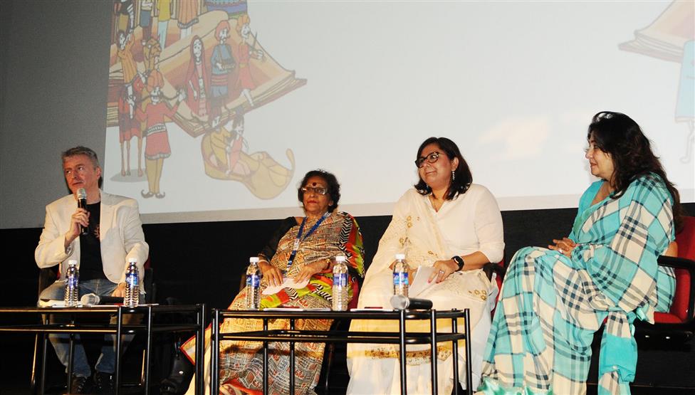 


The Moderator Vani Tripathi with the panelists Moon Moon Sen, Shoma Chatterji and Argentinian filmmaker Pablo Cesar at the Panel Discussion on “Tagore on Celluloid”, during the 48th International Film Festival of India (IFFI-2017), in Panaji, Goa on November 24, 2017.:Ministry of Information & Broadcasting