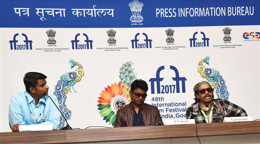 The Director Supriyo Sen of the film OUR GRANDPARENTS’ HOME and the Director R.K. Soren of the film EPIL, at a Press Conference, during the 48th International Film Festival of India (IFFI-2017), in Panaji, Goa on November 24, 2017.:Ministry of Information & Broadcasting