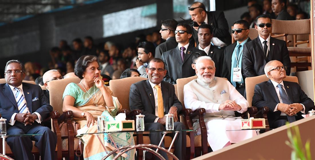 प्रधानमंत्री श्री नरेन्द्र मोदी 17 नवम्बर, 2018 को मालदीव के माले में श्री इब्राहिम मोहम्मद सोलिह के शपथ ग्रहण समारोह में शामिल हुए। :Prime Minister's Office प्रधानमंत्री श्री नरेन्द्र मोदी 17 नवम्बर, 2018 को मालदीव के माले में श्री इब्राहिम मोहम्मद सोलिह के शपथ ग्रहण समारोह में शामिल हुए। :Prime Minister