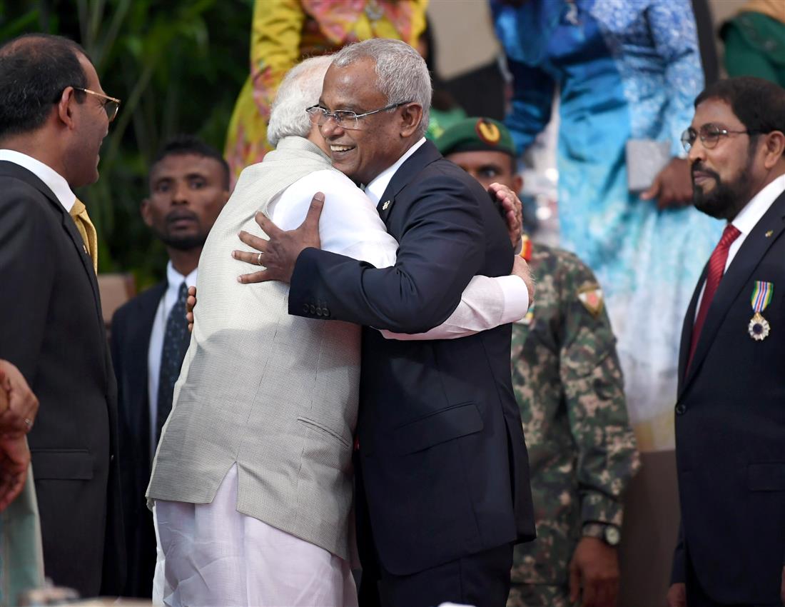 प्रधानमंत्री श्री नरेन्द्र मोदी 17 नवम्बर, 2018 को मालदीव के माले में श्री इब्राहिम मोहम्मद सोलिह के शपथ ग्रहण समारोह में शामिल हुए। :Prime Minister's Office प्रधानमंत्री श्री नरेन्द्र मोदी 17 नवम्बर, 2018 को मालदीव के माले में श्री इब्राहिम मोहम्मद सोलिह के शपथ ग्रहण समारोह में शामिल हुए। :Prime Minister