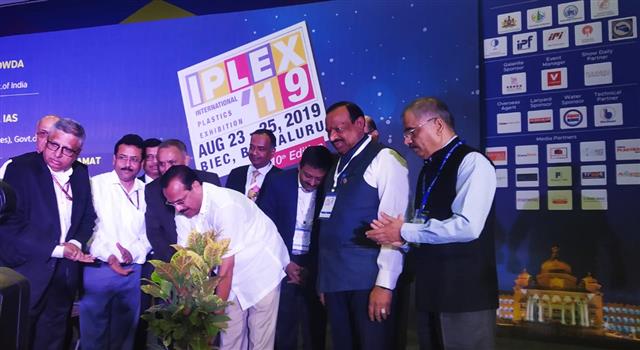 Shri. D.V Sadananda Gowda, Union Minister for Chemicals and Fertilisers  watering the plant to  inaugurate the 10th Edition of International Plastic Exposition, IPLEX-19 at Bengaluru today.