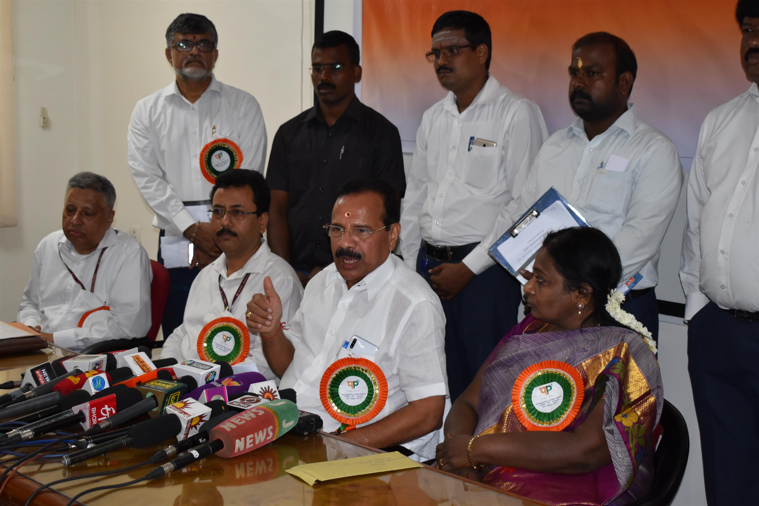 8.	Shri. D. V. Sadananda Gowda, Union Minister for Chemicals & Fertilizers addressing the media on the sideline of the inauguration of the Boys Hostel of the CIPET: Institute of Plastics Technology, Deptt. Of Chemicals & Petrochemicals, Ministry of Chemicals & Fertilizers at Chennai, today (August 29, 2019)  