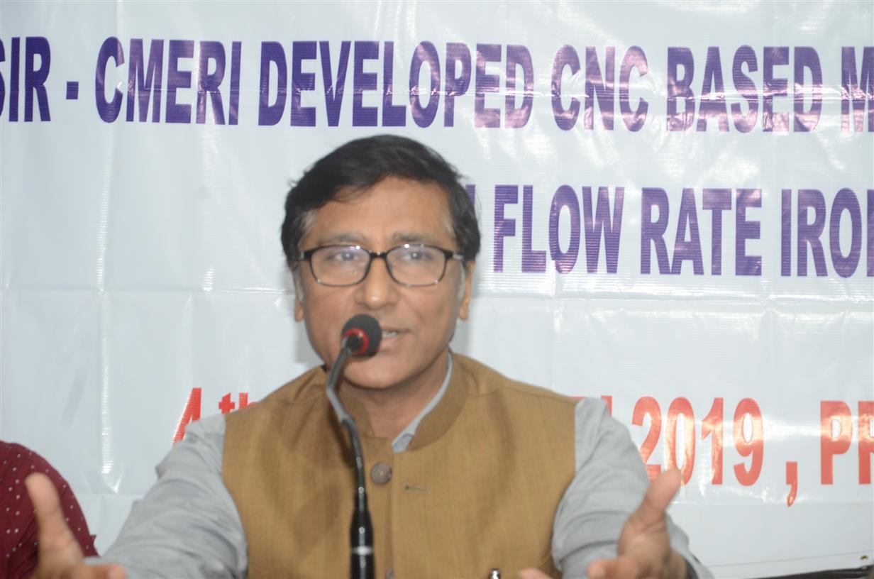 Professor, Harish Hirani, Director, CSIR-Central Mechanical Engineering Research Institute, Durgapur briefing the media persons about Computer Numerical Control (CNC) micro machines designed and developed by CSIR-CMERI, Durgapur in Kolkata on December, 04, 2019. 