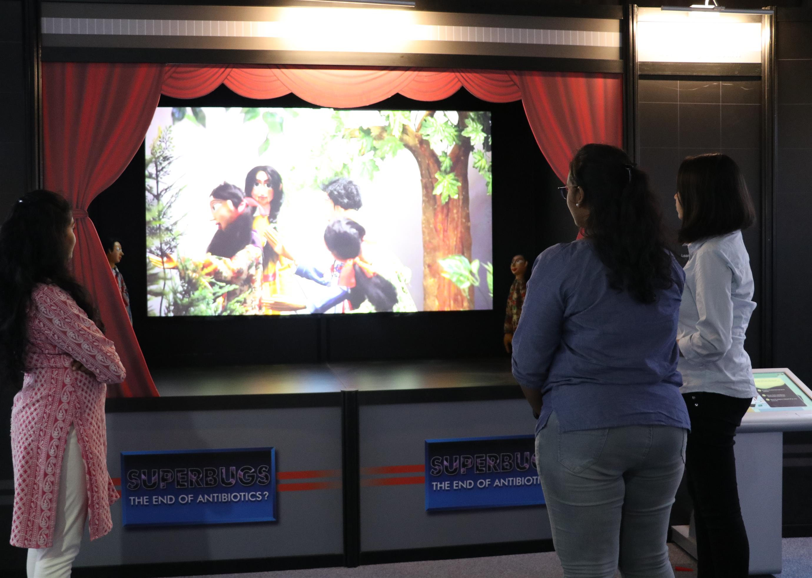 Visitors going through the travelling exhibition titled “Superbugs: The End of Antibiotics?” which was ceremoniously inaugurated at  Nehru Science Centre in Mumbai on 18.12.2019