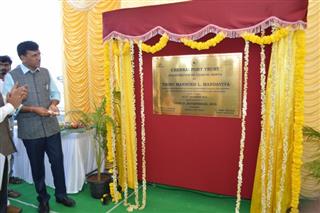 Union Minister of State for Shipping (Independent Charge) and Chemicals & Fertilizers Shri Mansukh Mandaviya is inaugurating Coastal Berth at the Chennai Port today (14.11.19)