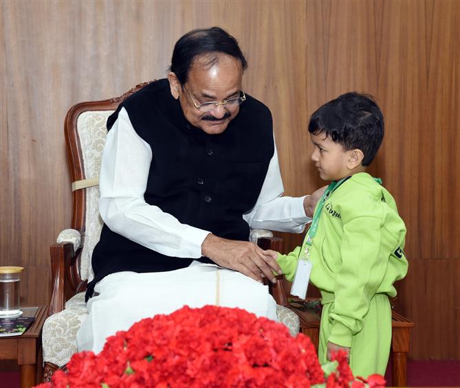 The Vice President, Shri M. Venkaiah Naidu interacting with the students from various school from across National Capital Region, Haryana, Uttar Pradesh and other Neighbouring states, on the occasion of Children’s Day, in New Delhi on November 14, 2019.