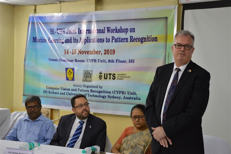 Andrew Ford, Australian Consul General, speaking at the dais at the International Workshop on Machine Learning and its Applications to Pattern Recognition (IWMLAPR-2019) at ISI Campus, Kolkata on 14.11.2019. 