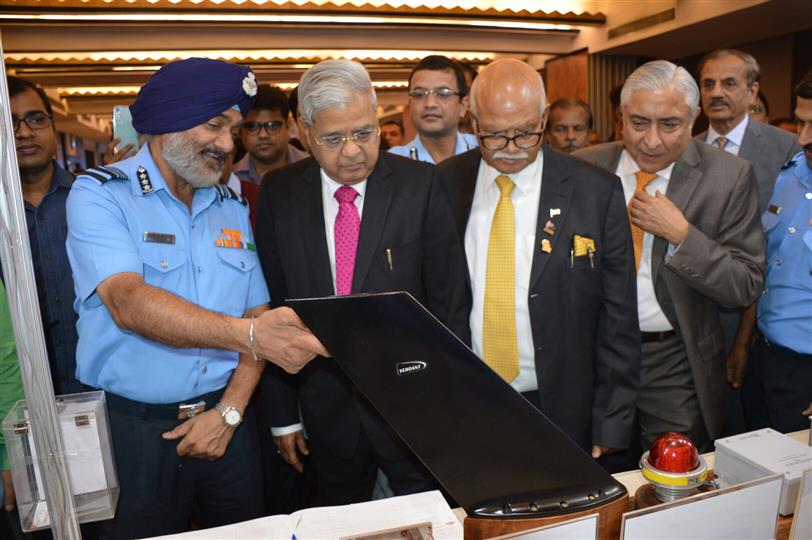 Air Marshal R. K. S. Shera, Air Officer, Commanding in Chief, Maintenance Command, Indian Air Force, Indian Air Force and other dignitaries visiting the exhibition on Indian Aviation at Kolkata on 15.11.2019.