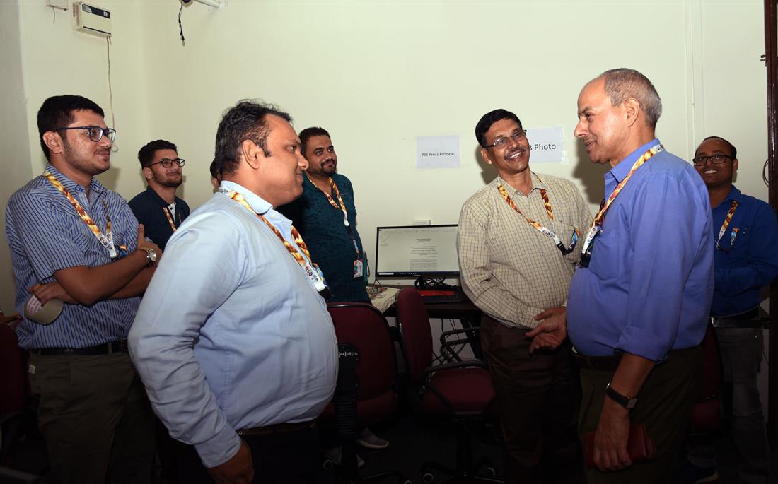 The Principal Director General, PIB, Shri K.S. Dhatwalia interacting with the ‘Team IFFI’ at the Media Centre of IFFI in Goa on November 19, 2019. 