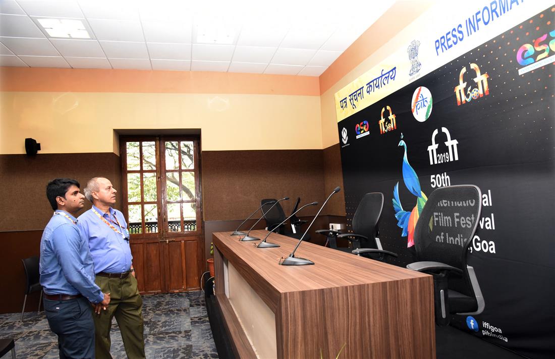 The Principal Director General, PIB, Shri K.S. Dhatwalia observing the preparations at the Media Centre of Golden Jubilee edition of International Film Festival of India (IFFI-2019) in Goa on November 19, 2019.