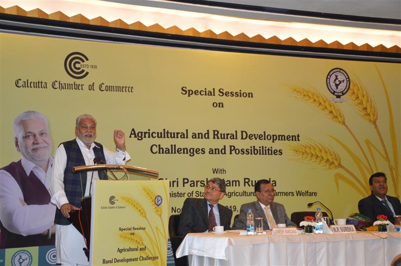The Union Minister of State for Ministry of Agriculture & Farmers Welfare Shri Parshottam Rupala speaking at the special session on “Agriculture and Rural Development-Challenges and Possibilities” organized by Calcutta Chamber of Commerce here in Kolkata on November, 24, 2019.