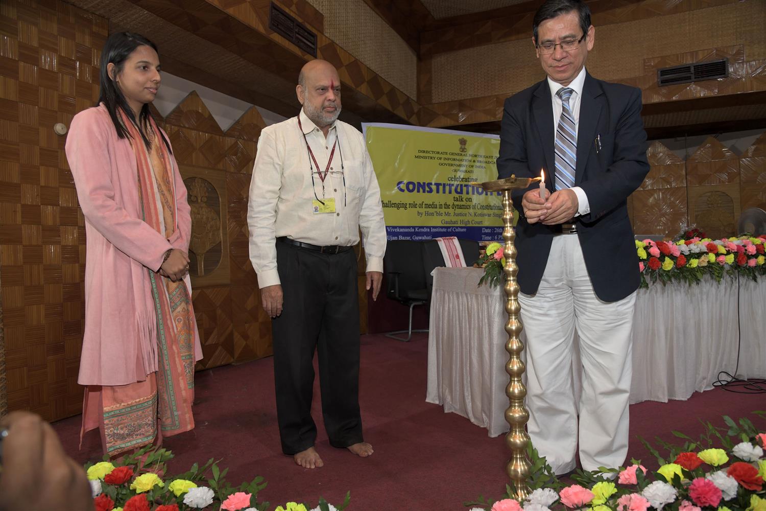 JUSTICE GUWAHATI HIGH COURT SHRI KOTISWAR SINGH LIGHTING LAMP TO INAUGURATE   70TH CONSTITUTION DAY “CHALLENGING ROLE OF MEDIA IN THE DYNAMICS OF CONSTITUTIONAL CHANGES IN INDIA” BY REGIONAL OUTREACH BUREAU MINISTRY OF INFORMATION & BROADCASTING, RGUWAHATI ON 26TH NOVEMBER 2019 AT GUWAHATI.  SHRI L R VISHWANATH, DIRECTOR GENERAL, MINISTRY OF INFORMATION & BROADCASTING, SMT. KEERTI TEWARI, JOINT DIRECTOR, PIB GUWAHATI AND DR. A. M FAROOQI, DEPUTY DIRECTOR, ROB GUWAHATI ARE ALSO SEEN IN THE PICTURE.