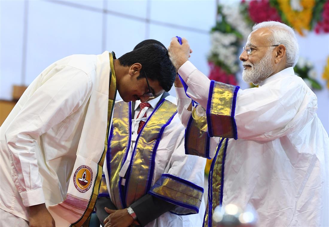 The Prime Minister, Shri Narendra Modi presenting the degrees, at the 56th Convocation of the Indian Institute of Technology, Madras, in Chennai, Tamil Nadu on September 30, 2019.
