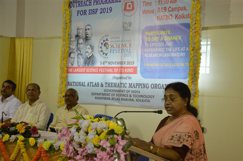 NATMO Director Smt. Tapati Banerjee speaking at the Outreach programme on 5th India International Science Festival 2019.