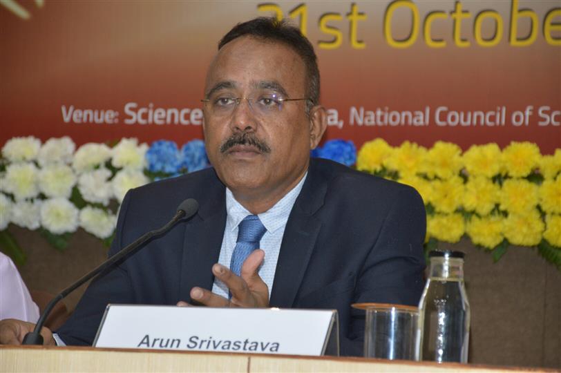 Shri Arun Srivastava, Secretary, Atomic Energy Commission (AEC) and Head, Institutional Collaboration and Programme Division (ICPD), DAE at press conference on India’s first ever multi-venue Mega Science Exhibition “Vigyan Samagam” to be inaugurated in Science City, Kolkata on October, 31, 2019. Shri Subhabrata Chaudhuri, Director, Science City and Shri S.P. Pathak, Director, Central Research and Training Labtorary (CRTL) also seen. 