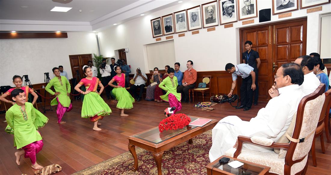The Vice President, Shri M. Venkaiah Naidu witnessing the cultural performance by the Children from Nanhi Duniya organisation who have participated in the Brave Kids Festival 2019 held in Poland recently, in New Delhi on July 12, 2019.