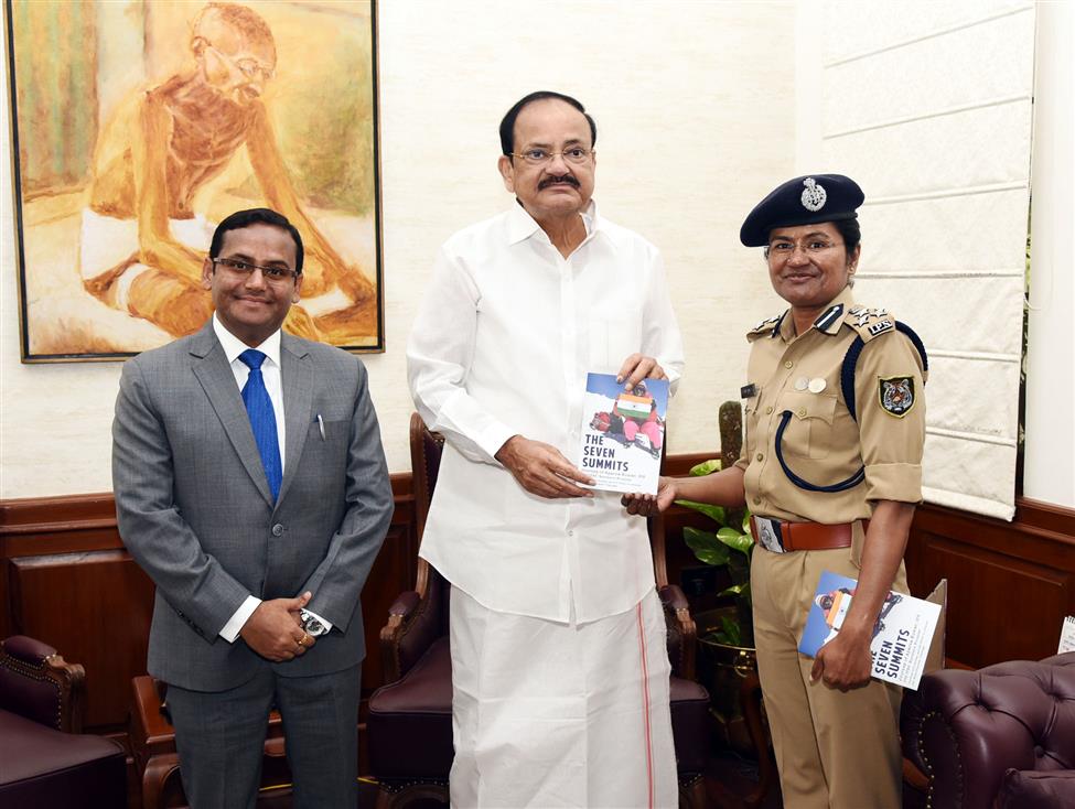 The first ever IPS officer & the fourth ever woman in the history of Indian Mountaineering to complete the ‘Seven Summits Challenge’, Smt. Aparna Kumar calling on the Vice President, Shri M. Venkaiah Naidu, in New Delhi on July 16, 2019. 