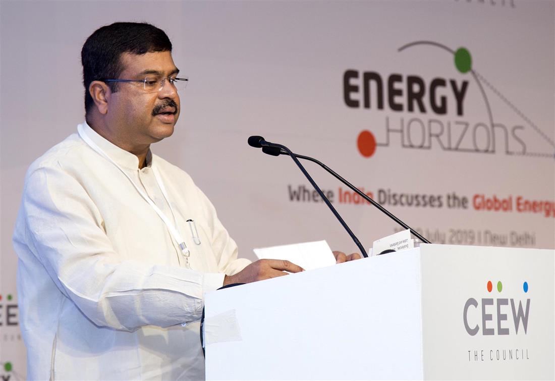 The Union Minister for Petroleum & Natural Gas and Steel, Shri Dharmendra Pradhan delivering the keynote address at the Energy Horizon -2019, in New Delhi on July 19, 2019.