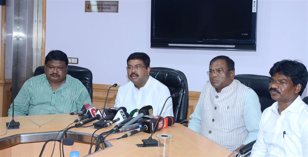 The Union Minister for Petroleum & Natural Gas and Steel, Shri Dharmendra Pradhan briefing the media about Matters pertaining to Bisra Stone Lime Company Ltd., in New Delhi on July 22, 2019. The Minister of State for Steel, Shri Faggan Singh Kulaste and other dignitaries are also seen. 