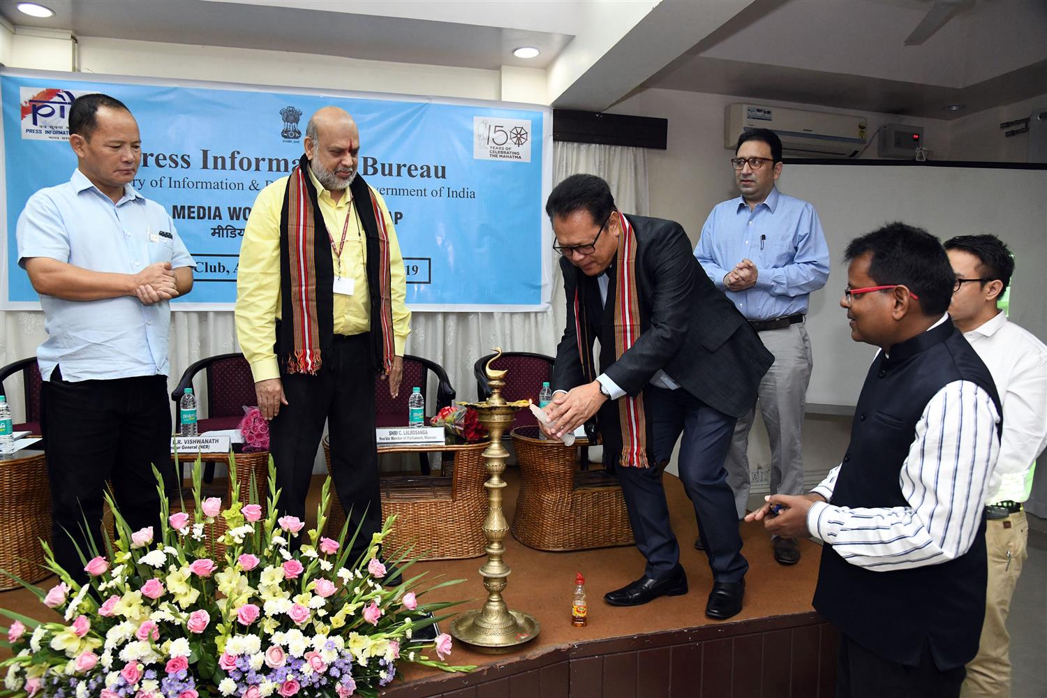 Shri C Lalrosanga, Member of Parliament, Mizoram  lighting the lamp to inaugurate Vartalap organized by Press Information Bureau, Aizawl on 20th September 2019 , Shri L R Vishwanath, Director General, Ministry of Information &  Broadcasting and Shri Zonunsanga Khiangte, President of Mozoram Journalist’s Association and Shri Ashish Kundra, CEO, Election office of Mizoram are also seen in the picture.