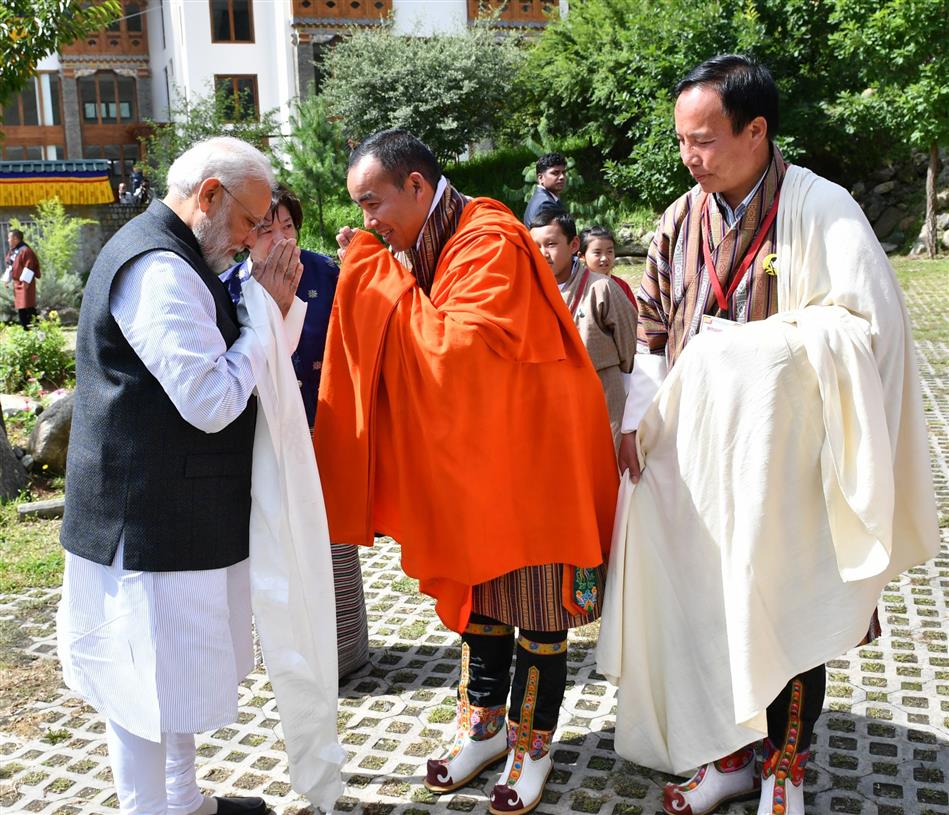 The Prime Minister, Shri Narendra Modi receives a warm welcome, as he arrives to address students, at the Royal University of Bhutan, in Bhutan on August 18, 2019.