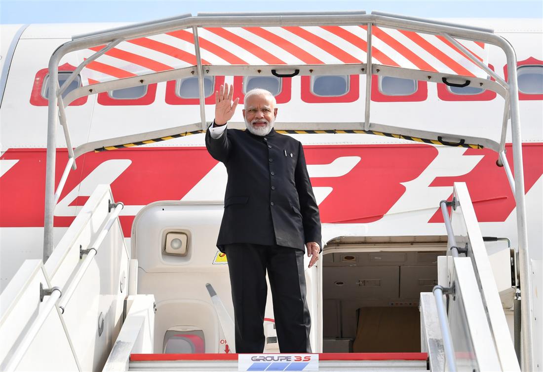 The Prime Minister, Shri Narendra Modi emplanes for Delhi after participating in G7 Summit, in Biarritz, France on August 26, 2019.