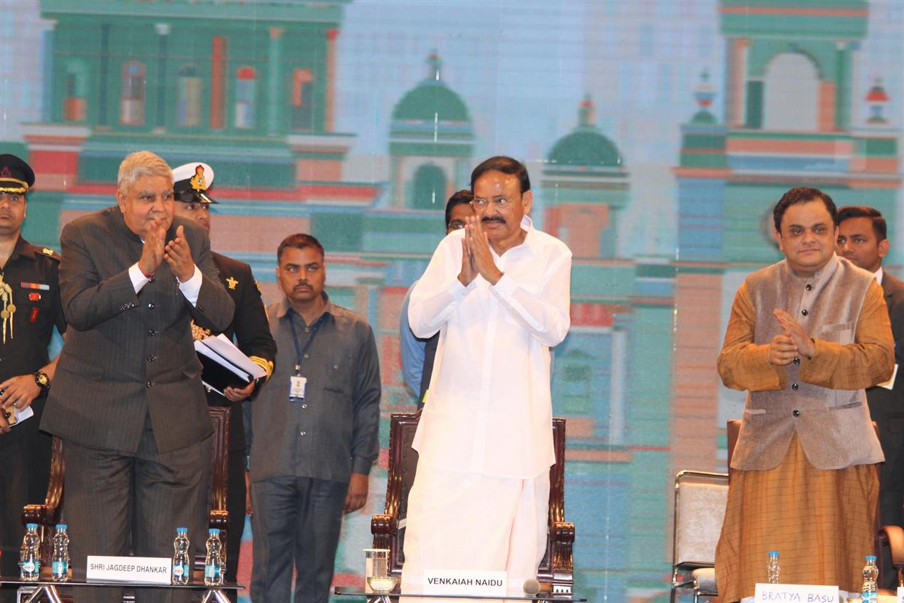 Vice President of India, Shri  M Venkaiah Naidu and West Bengal Governor, Shri Jagdeep Dhankhar along with the State Science & Technology and Bio-technology Minister,  Shri Bratya Basu at the Rotary India International Centennial Summit-2020 in Kolkata on February 16, 2020.
