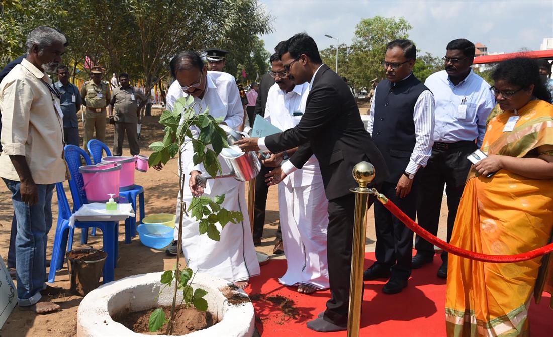 The Vice President of India, Shri M. Venkaiah Naidu planting a tree sapling at the Government College of Architecture and Sculpture in Mamallapuram, Tamil Nadu on 28 February, 2020.