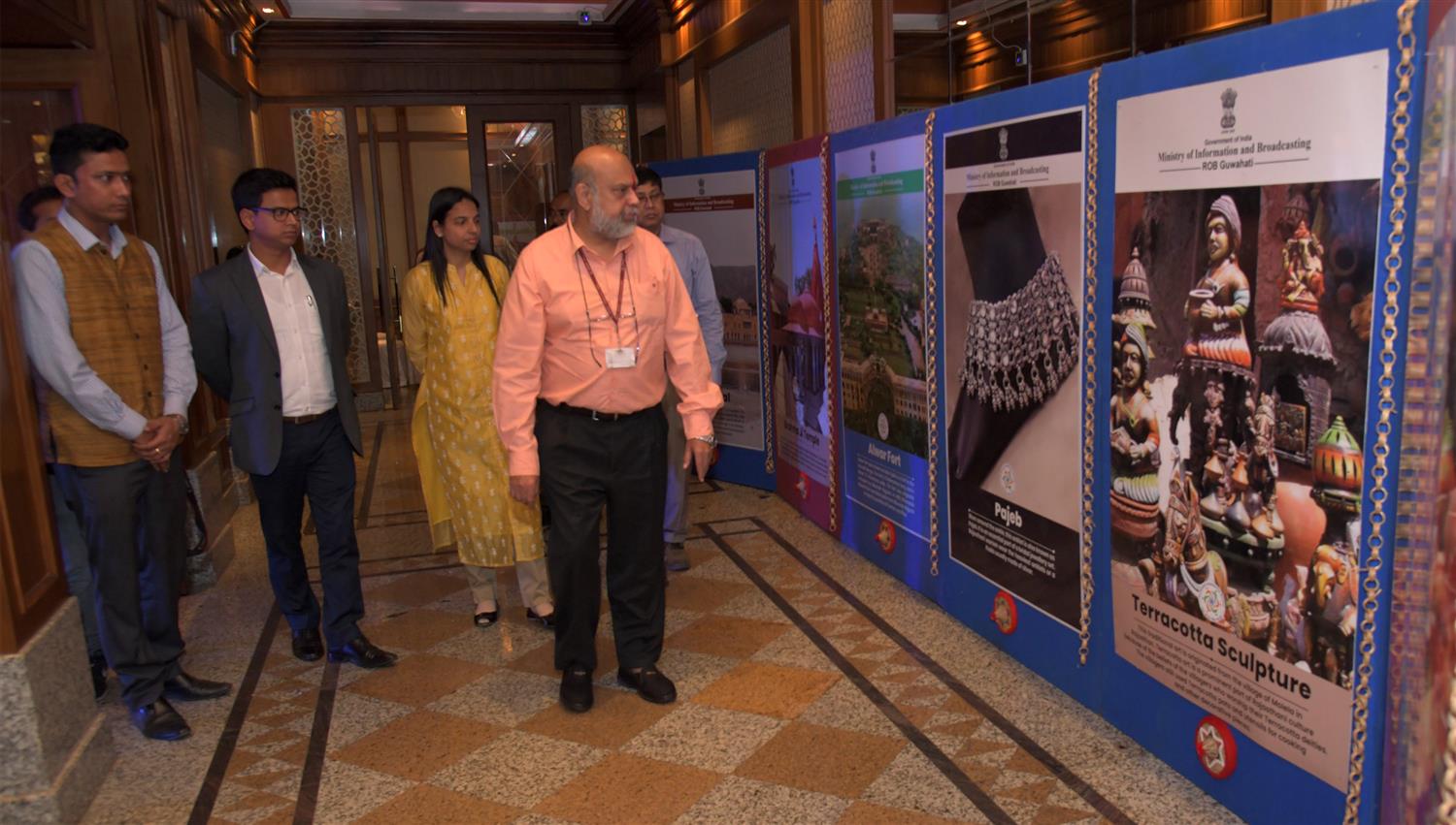  Shri L R Vishwanath, Director General, Ministry of Information & Broadcasting NEZ visiting photo exhibition put up by Regional Outreach Bureau, Government of India  at  an  Review Workshop on Mission Indradhanush  2.0, Guwahati on 28th February 2020.