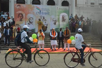 Union Minister for Home Affairs, Shri Amit Shah flagging off a cycle rally from National Library in Kolkata on February 19, 2021.