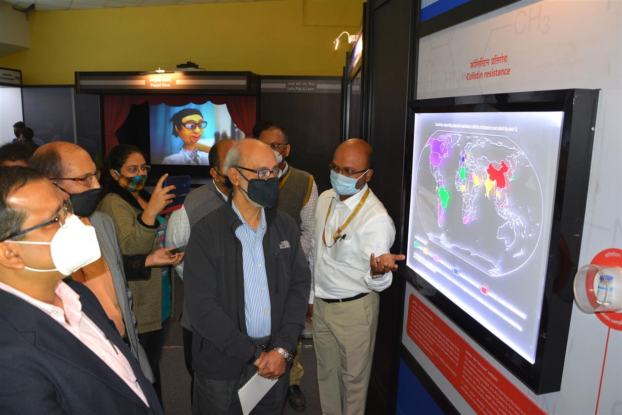 Professor Partha P. Majumder, National Science Chair, Govt. of India going through the exhibition on “Superbugs: The End of Antibiotics?” in Science City, Kolkata on January, 25,2021. The purpose of the exhibition is to create awareness about Antibiotic Resistance and help develop public understanding of the issue through effective communication, education and training.