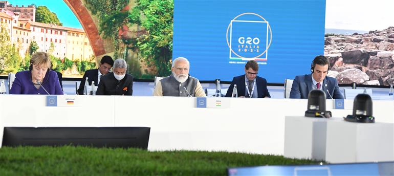 प्रधानमंत्री श्री नरेंद्र मोदी ने 31 अक्टूबर, 2021 को रोम, इटली में जी20 शिखर सम्मेलन के इतर आपूर्ति श्रृंखला लचीलापन (Supply Chain Resilience) पर आयोजित वैश्विक शिखर सम्मेलन में शिरकत की।:Prime Minister