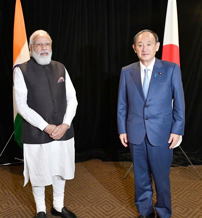 प्रधानमंत्री श्री नरेन्द्र मोदी ने 23 सितंबर, 2021 को वाशिंगटन डीसी, अमेरिका में जापान के प्रधानमंत्री श्री योशीहिदे सुगा के साथ द्विपक्षीय बैठक की।:Prime Minister
