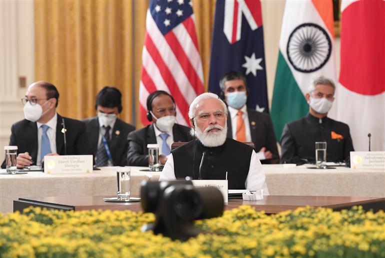 प्रधानमंत्री श्री नरेन्द्र मोदी 24 सितंबर, 2021 को वाशिंगटन डीसी, अमेरिका में क्वाड शिखर सम्मेलन को संबोधित करते हुए।:Prime Minister