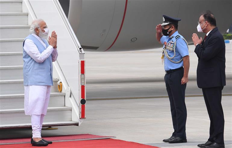 प्रधानमंत्री श्री नरेन्द्र मोदी 26 सितंबर, 2021 को अमेरिका की अपनी आधिकारिक यात्रा पूरी करने के बाद न्यूयॉर्क से दिल्ली पहुंचे।:Prime Minister