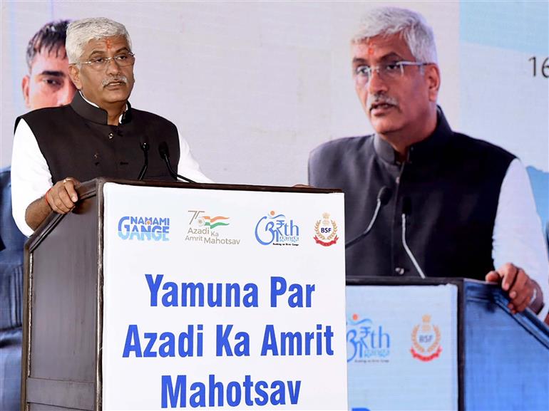 The Union Minister for Jal Shakti, Shri Gajendra Singh Shekhawat addressing at the program ‘Azadi ka Amrit Mahotsav on Yamuna’, in Delhi August 16, 2022.