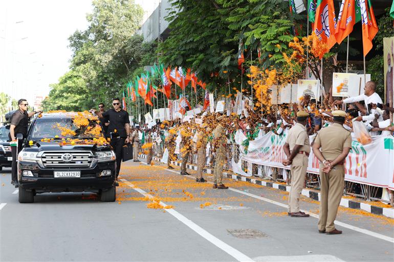 PM being welcomed by people at Chennai, in Tamil Nadu on April 8, 2023.