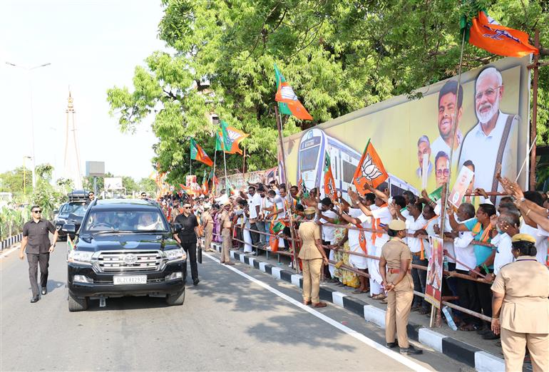 PM being welcomed by people at Chennai, in Tamil Nadu on April 8, 2023.