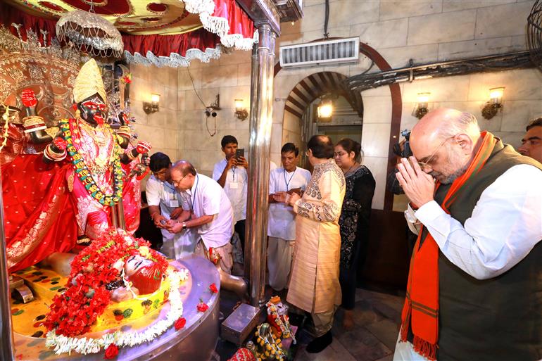 The Union Minister for Home Affairs and Cooperation, Shri Amit Shah offers prayers at Dakshineswar Kali Temple (Kolkata), in West Bengal on April 14, 2023.