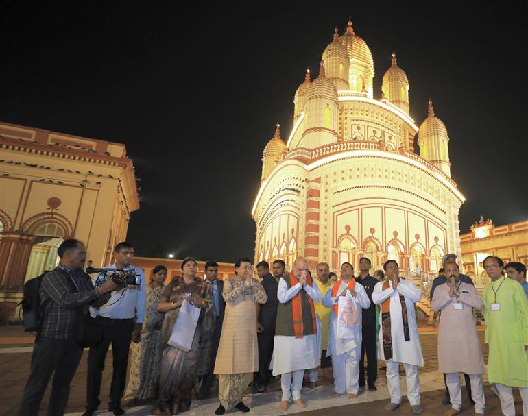 The Union Minister for Home Affairs and Cooperation, Shri Amit Shah offers prayers at Dakshineswar Kali Temple (Kolkata), in West Bengal on April 14, 2023.