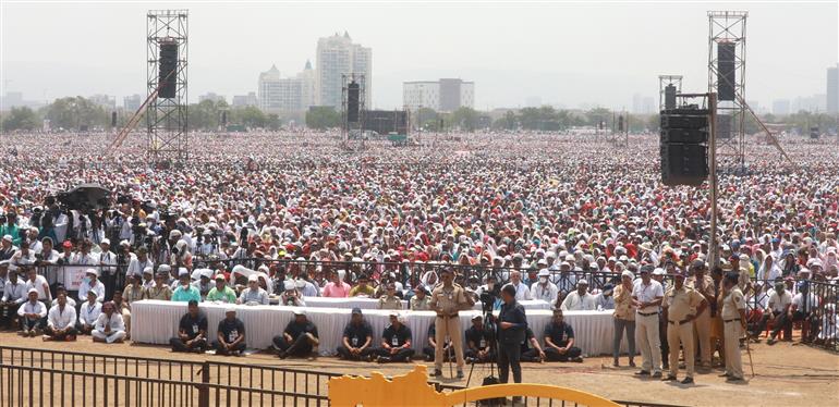 Gathering at Maharashtra Bhushan award giving ceremony at Kharghar, in Maharashtra on April 16, 2023. The Union Minister for Home Affairs and Cooperation, Shri Amit Shah addressing on the occasion.